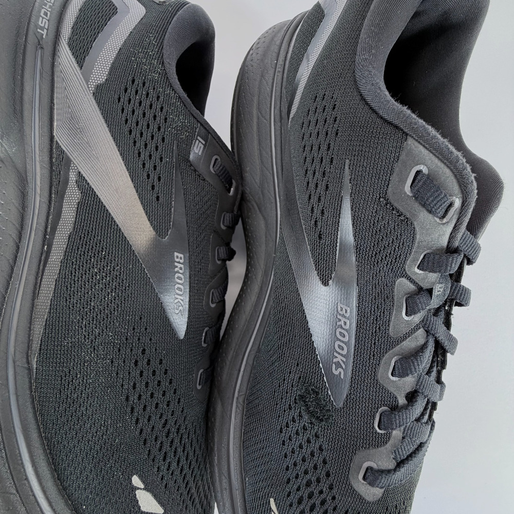 Brooks Ghost 15 Women Sz 10.5 Black Sneakers Wide 2E Lace Up 1103932E020 Running - Picture 10 of 12